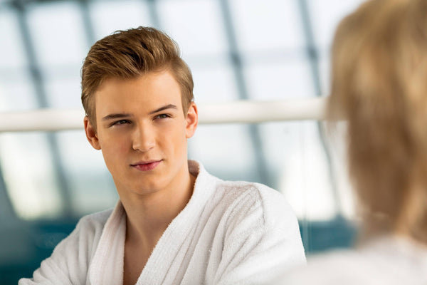 Step-by-Step Guide on Using Men Face Wash for Oily Skin